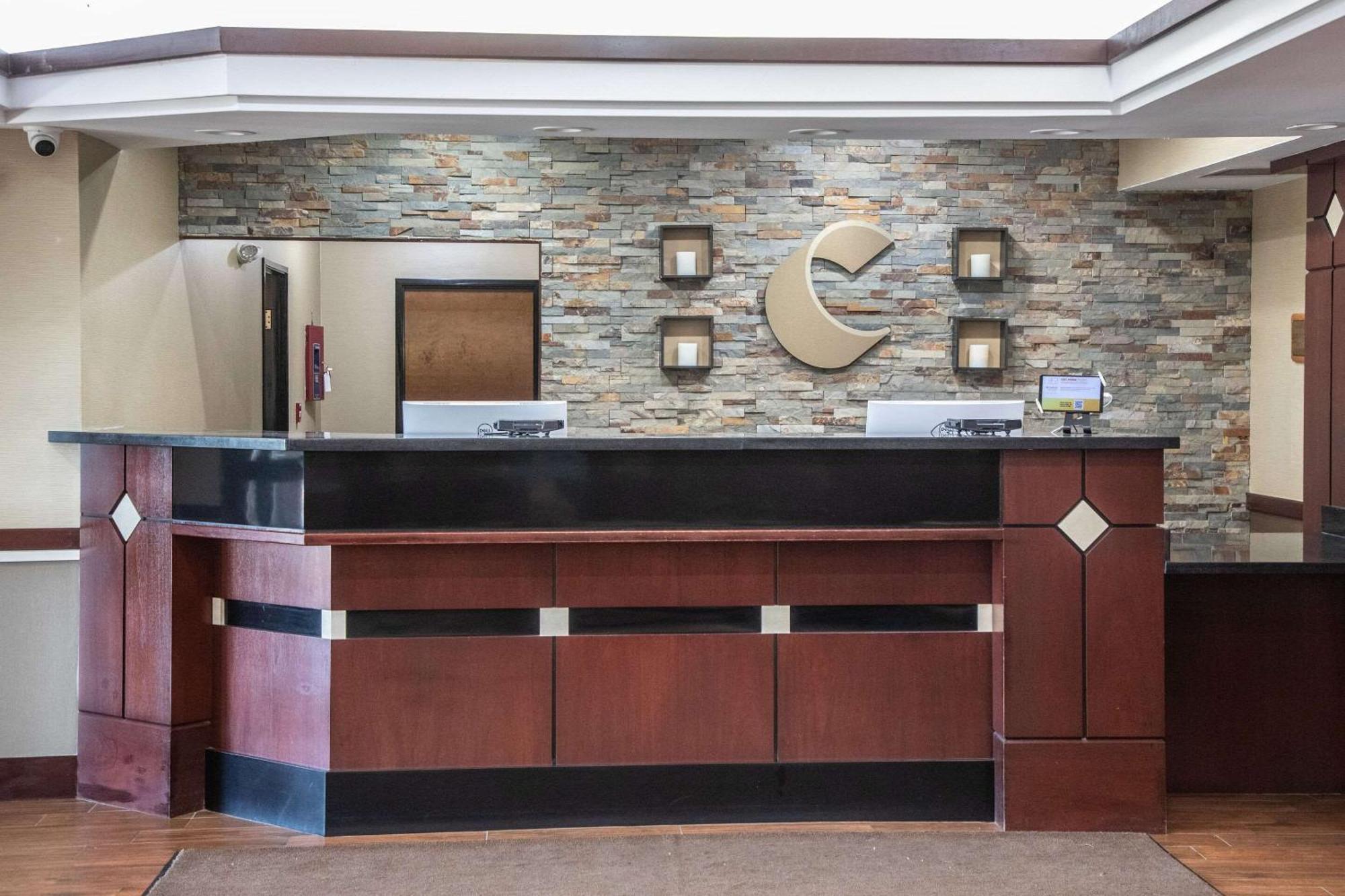 Comfort Inn & Suites Хатчінсон Екстер'єр фото