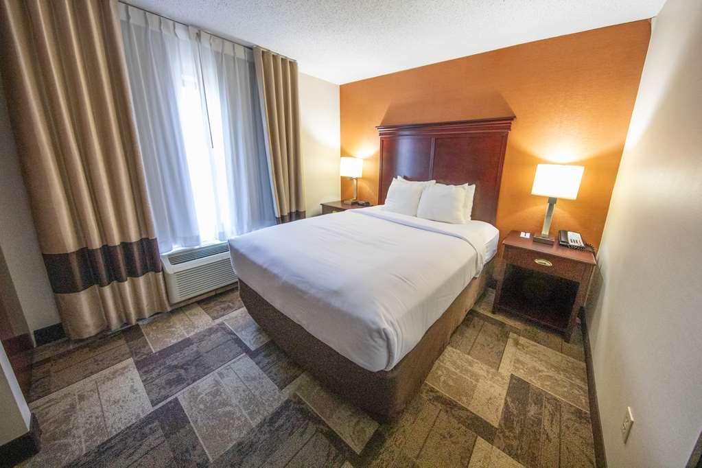 Comfort Inn & Suites Хатчінсон Номер фото